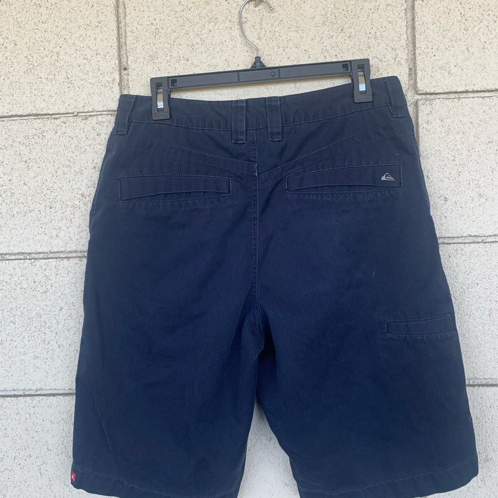 Men's Navy Quiksilver Shorts Size 31W - Picture 2 of 3